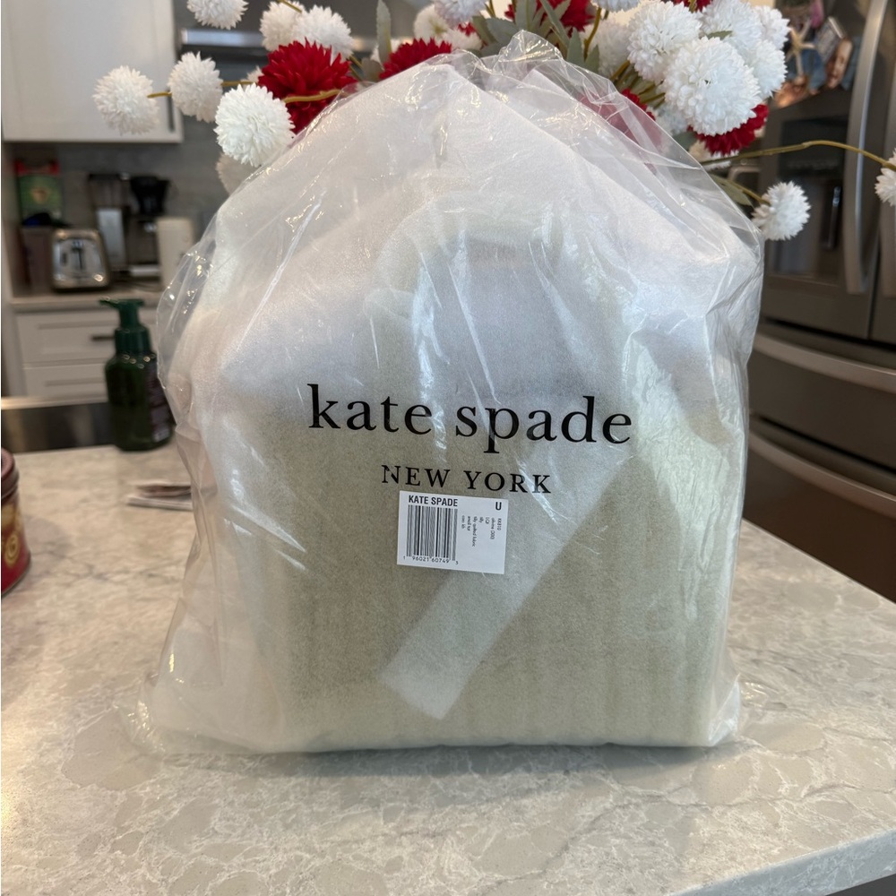 Kate Spade Tilly Quilted Fabric Small Tote - Picture 6 of 6
